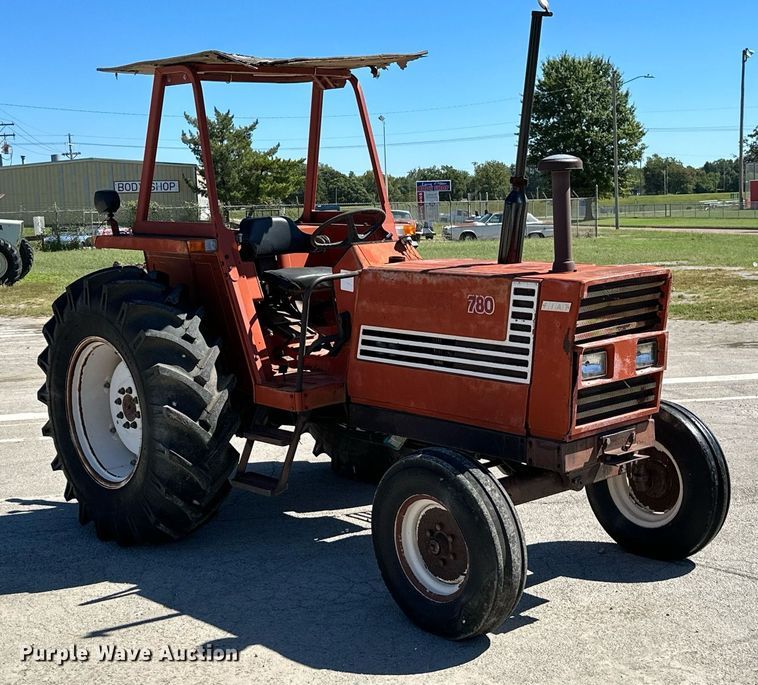 image for item DM6485 Fiat Hesston 780  tractor