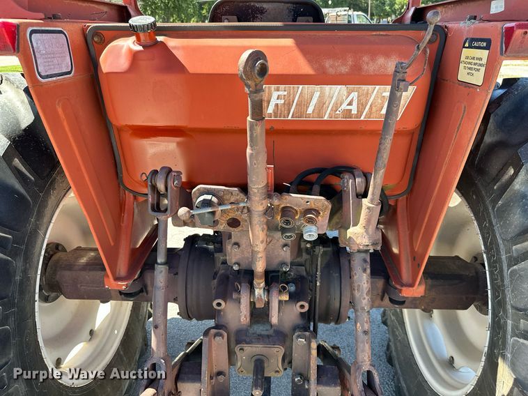 image for item DM6485 Fiat Hesston 780  tractor