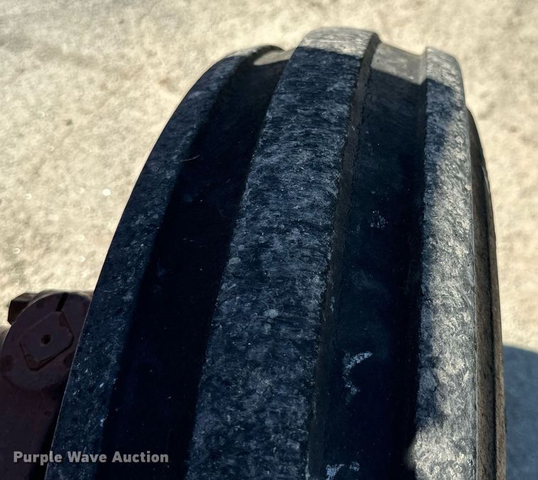 image for item DM6485 Fiat Hesston 780  tractor