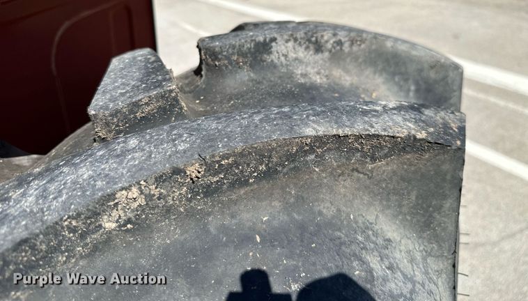 image for item DM6485 Fiat Hesston 780  tractor