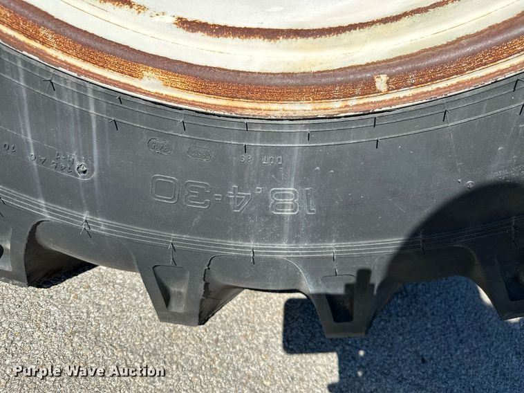 image for item DM6485 Fiat Hesston 780  tractor