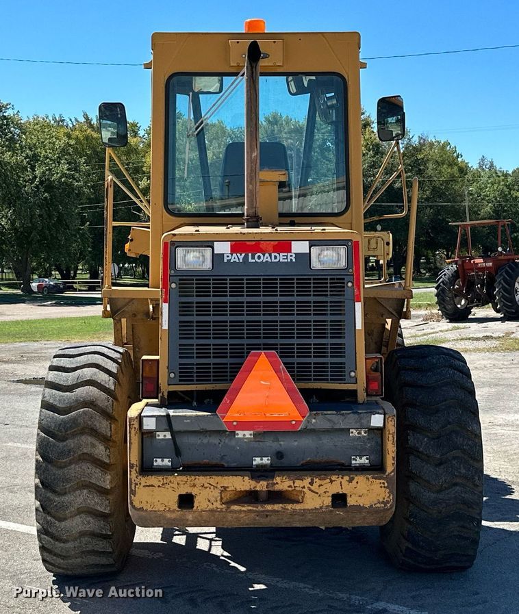 image for item DM6487 1993 Dresser 518  wheel loader