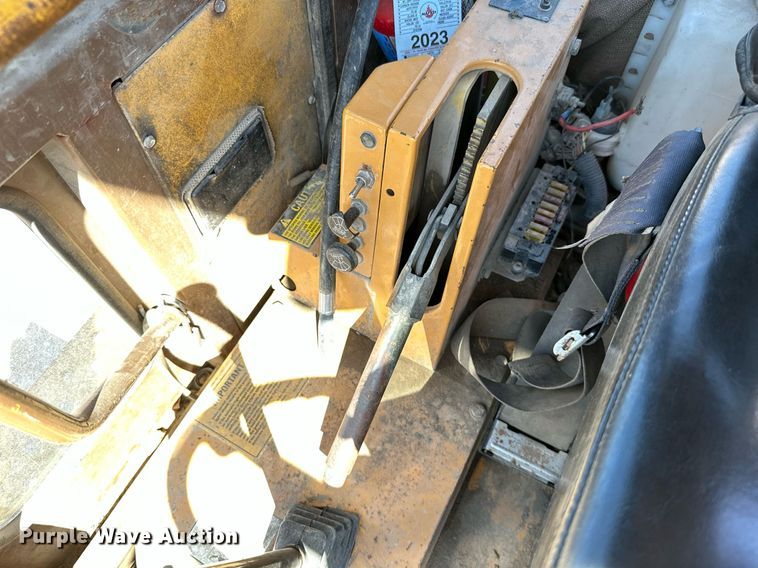 image for item DM6487 1993 Dresser 518  wheel loader