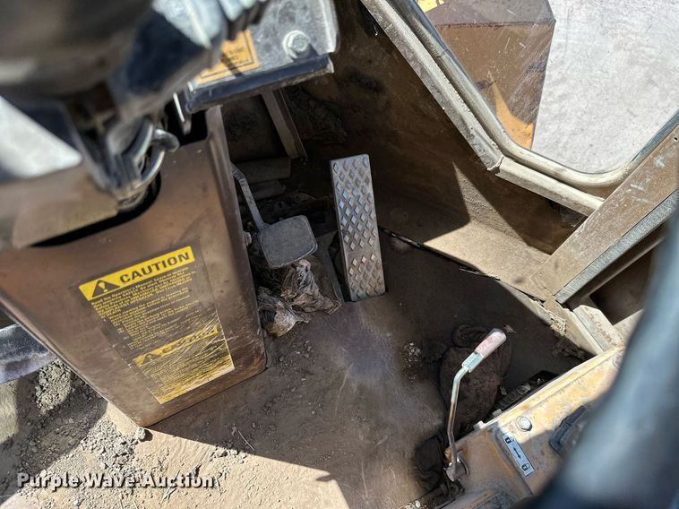 image for item DM6487 1993 Dresser 518  wheel loader