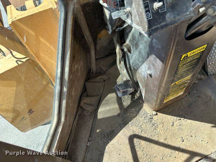 image for item DM6487 1993 Dresser 518  wheel loader