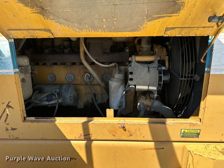 image for item DM6487 1993 Dresser 518  wheel loader