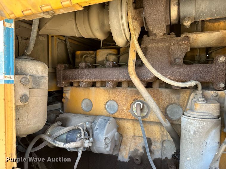 image for item DM6487 1993 Dresser 518  wheel loader