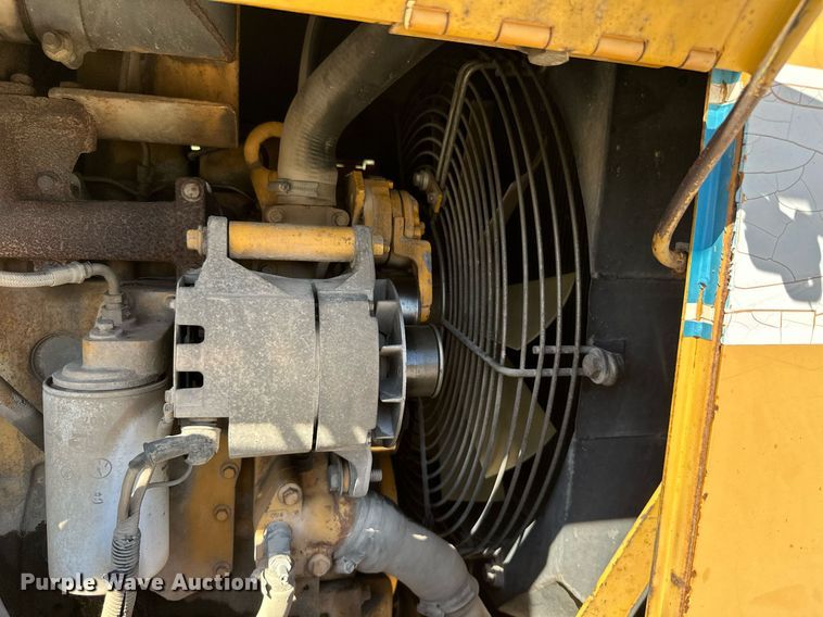 image for item DM6487 1993 Dresser 518  wheel loader