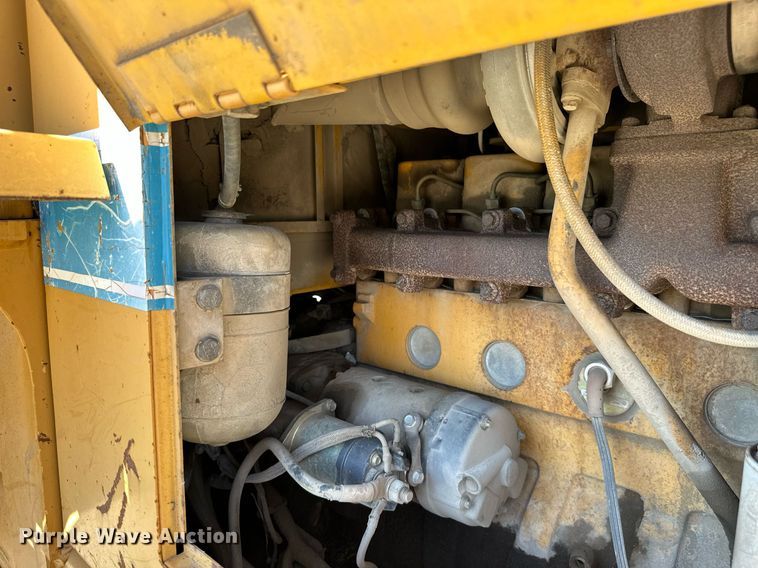 image for item DM6487 1993 Dresser 518  wheel loader