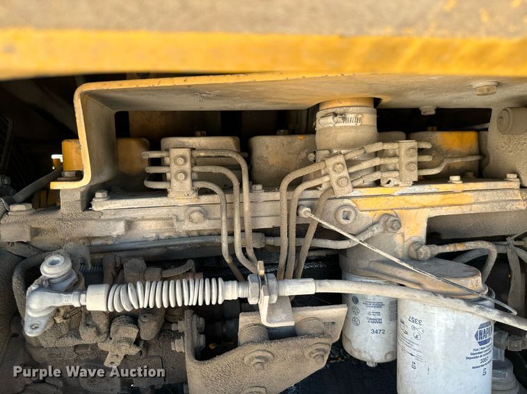 image for item DM6487 1993 Dresser 518  wheel loader