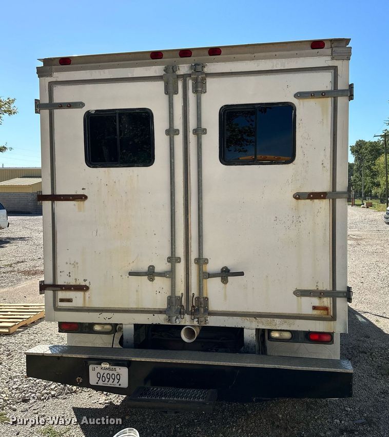 image for item DM6493 1993 Ford E350  box truck