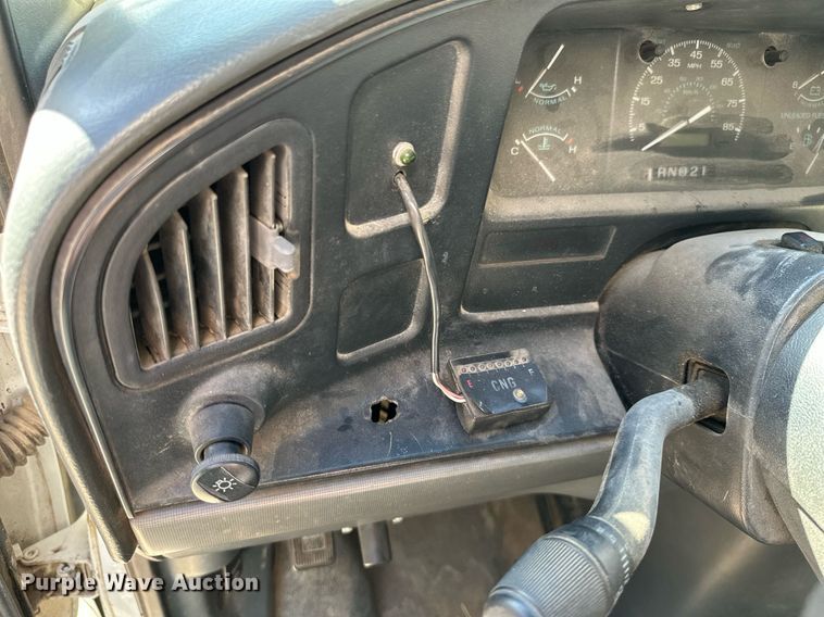 image for item DM6493 1993 Ford E350  box truck