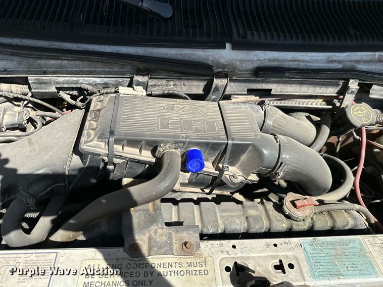 image for item DM6493 1993 Ford E350  box truck