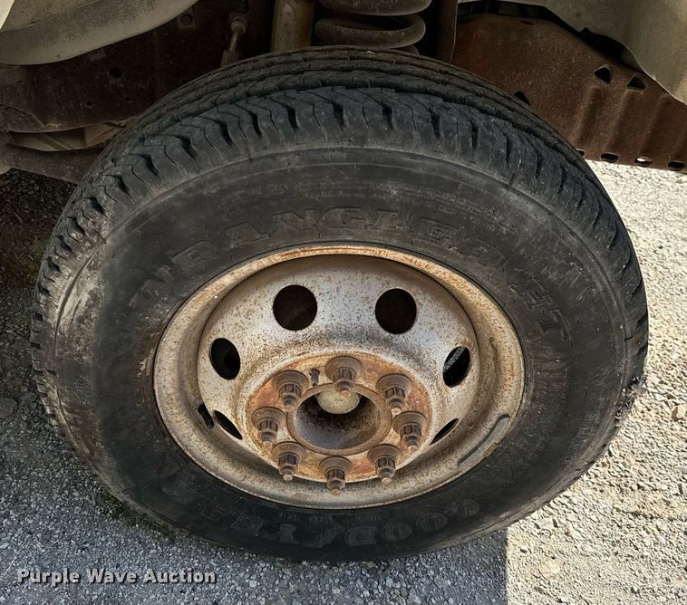 image for item DM6493 1993 Ford E350  box truck