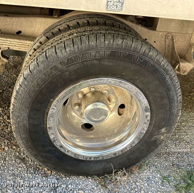 image for item DM6493 1993 Ford E350  box truck