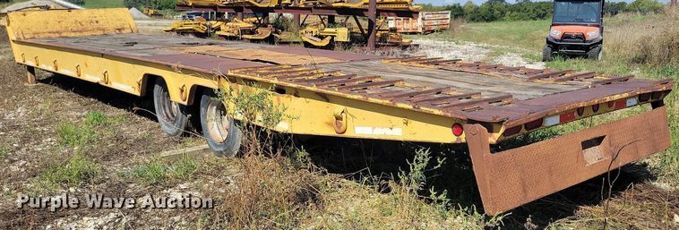 image for item DN4140 1989 Trail King  drop deck equipment trailer