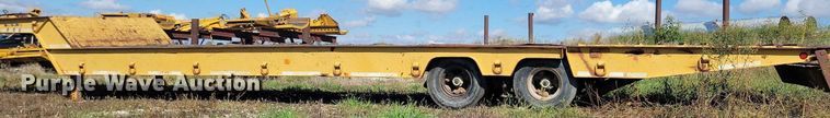 image for item DN4140 1989 Trail King  drop deck equipment trailer