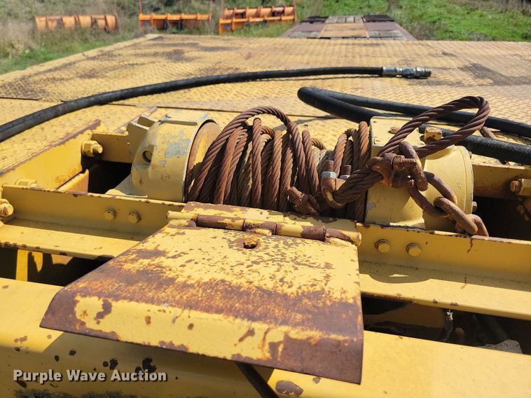 image for item DN4140 1989 Trail King  drop deck equipment trailer