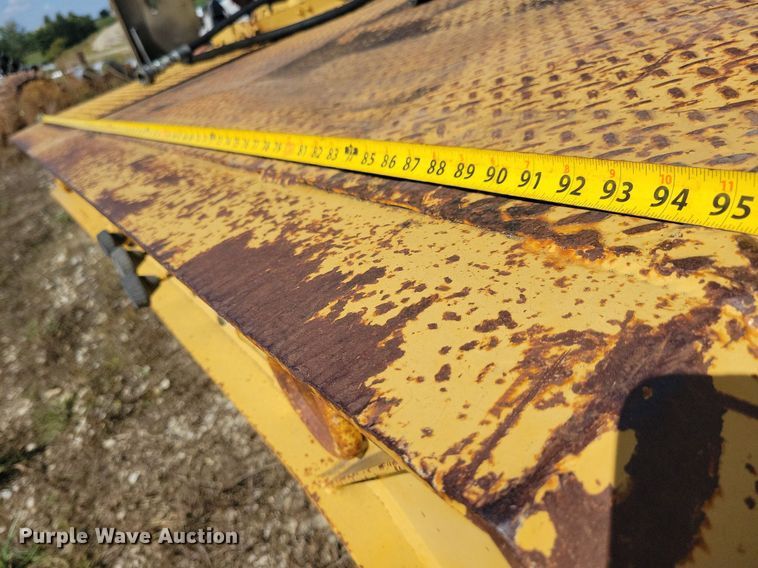 image for item DN4140 1989 Trail King  drop deck equipment trailer