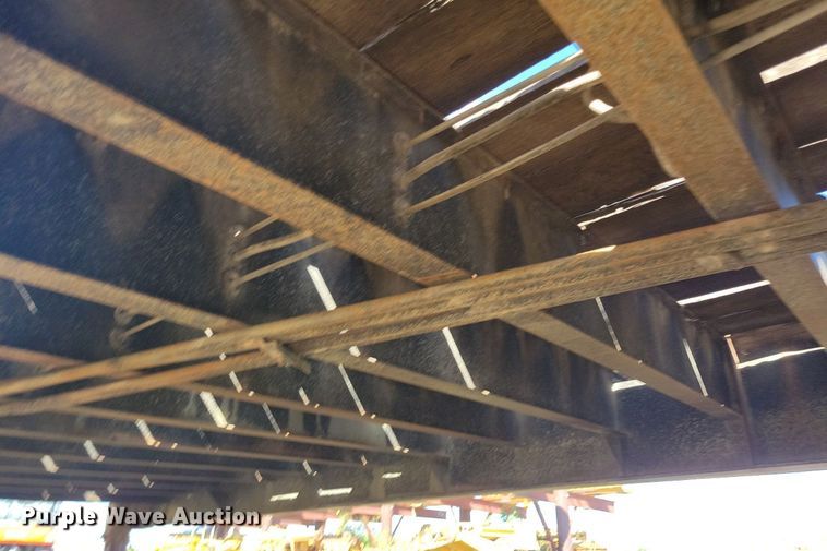 image for item DN4140 1989 Trail King  drop deck equipment trailer