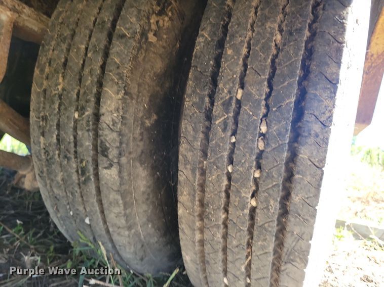 image for item DN4140 1989 Trail King  drop deck equipment trailer