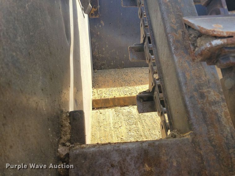 image for item DN4141 1995 John Deere 762B  scraper