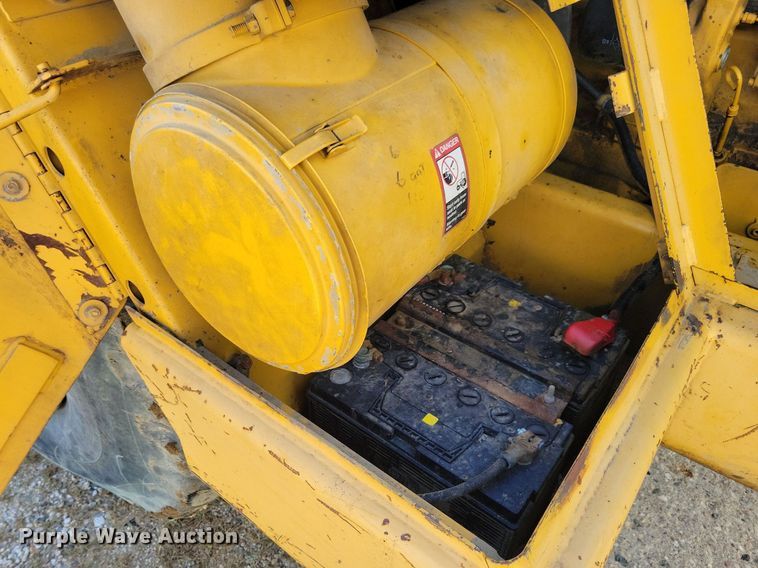 image for item DN4141 1995 John Deere 762B  scraper