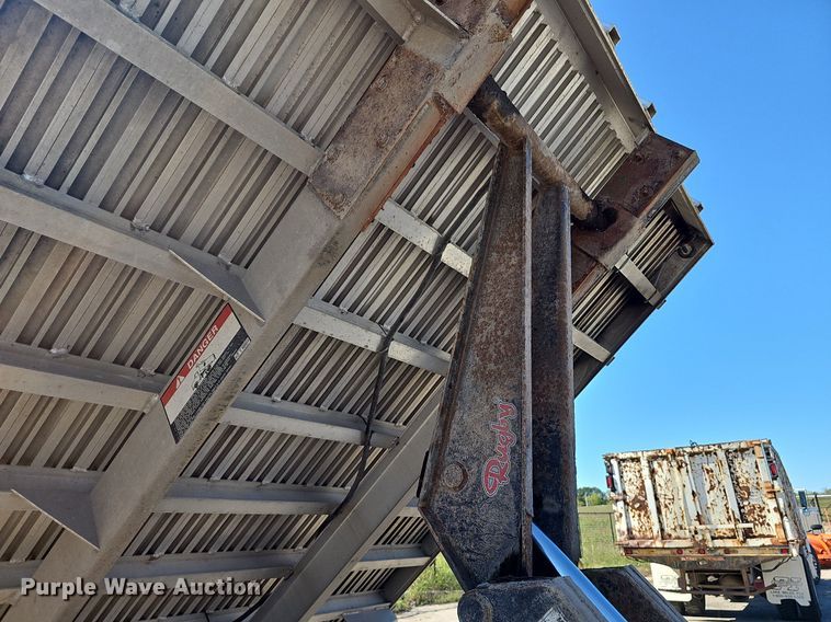 image for item DN8695 2009 Ford F550 XL Super Duty  dump truck