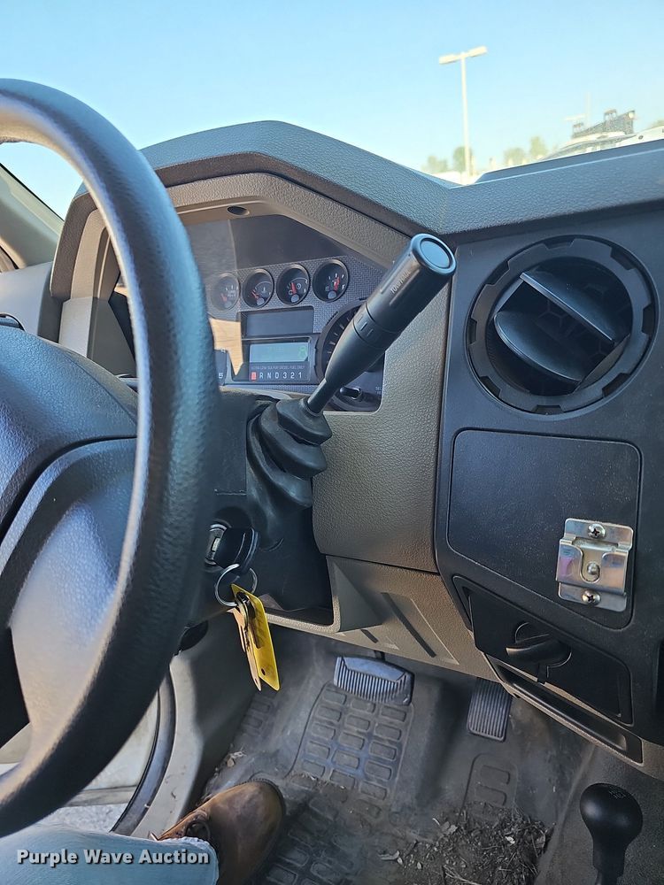 image for item DN8695 2009 Ford F550 XL Super Duty  dump truck