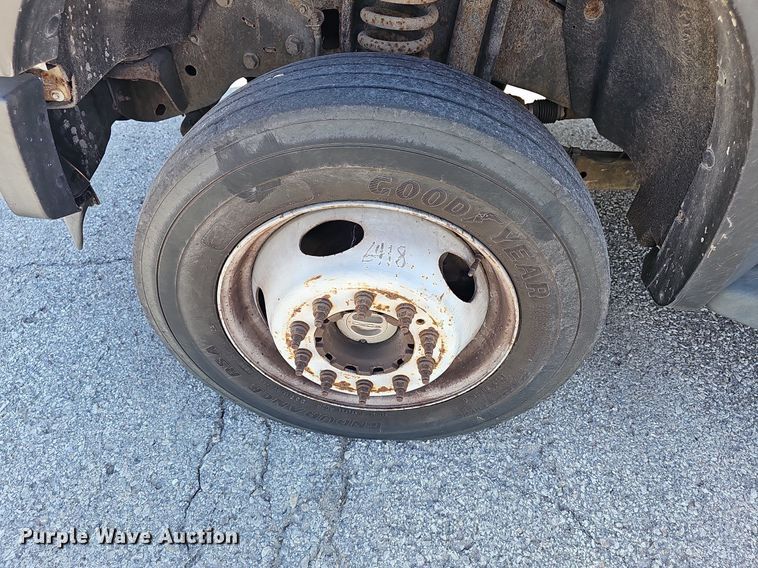 image for item DN8695 2009 Ford F550 XL Super Duty  dump truck