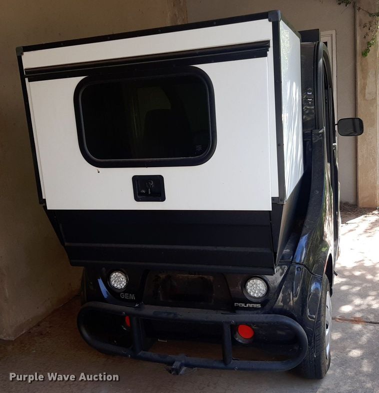 image for item DO3154 2019 Polaris GEM E2  golf cart