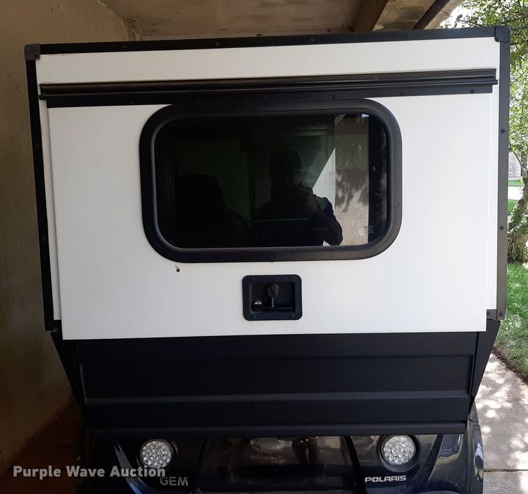 image for item DO3154 2019 Polaris GEM E2  golf cart