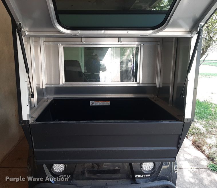 image for item DO3154 2019 Polaris GEM E2  golf cart