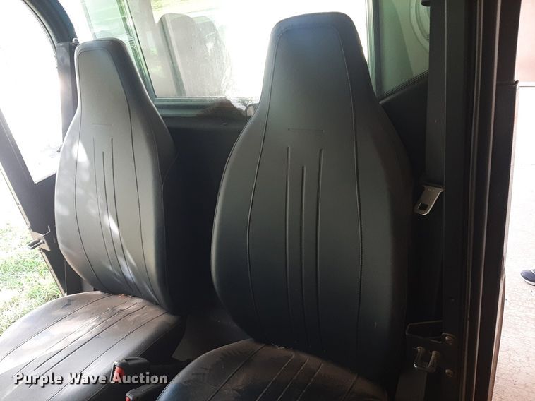 image for item DO3154 2019 Polaris GEM E2  golf cart