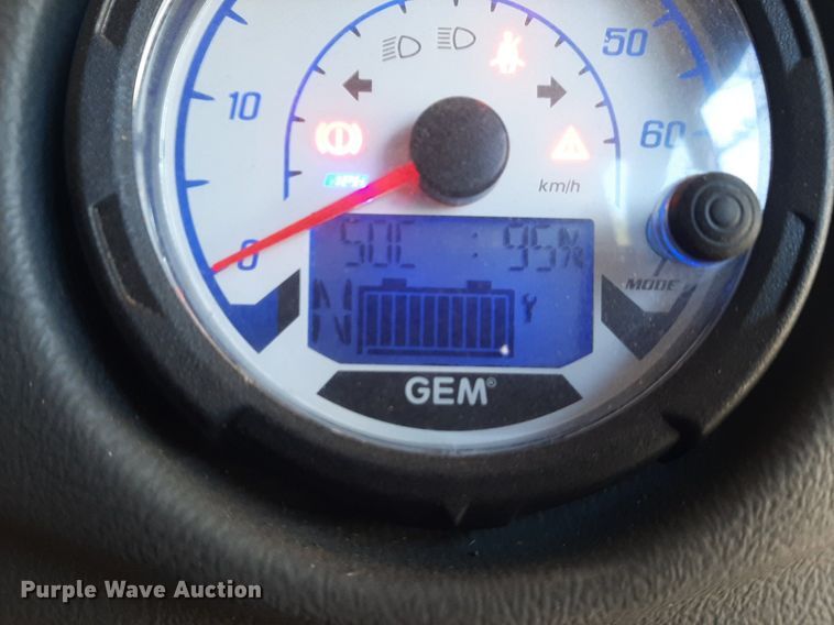 image for item DO3154 2019 Polaris GEM E2  golf cart