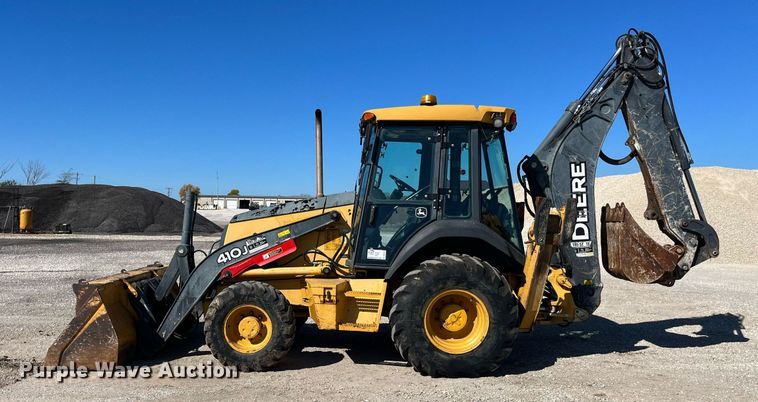 image for item DP2072 2009 John Deere 410J  backhoe