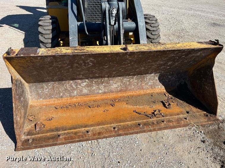 image for item DP2072 2009 John Deere 410J  backhoe