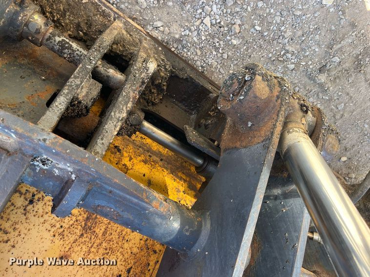 image for item DP2072 2009 John Deere 410J  backhoe