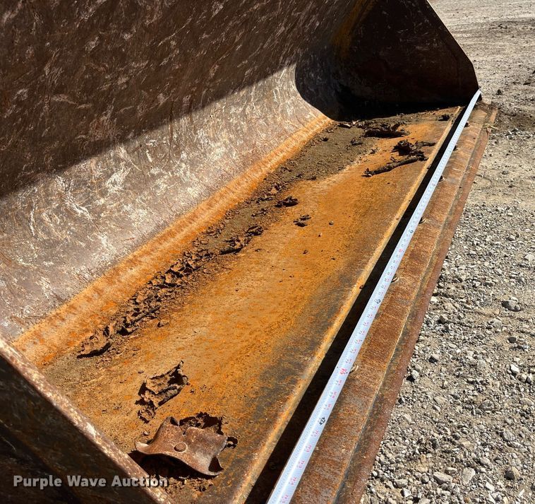 image for item DP2072 2009 John Deere 410J  backhoe