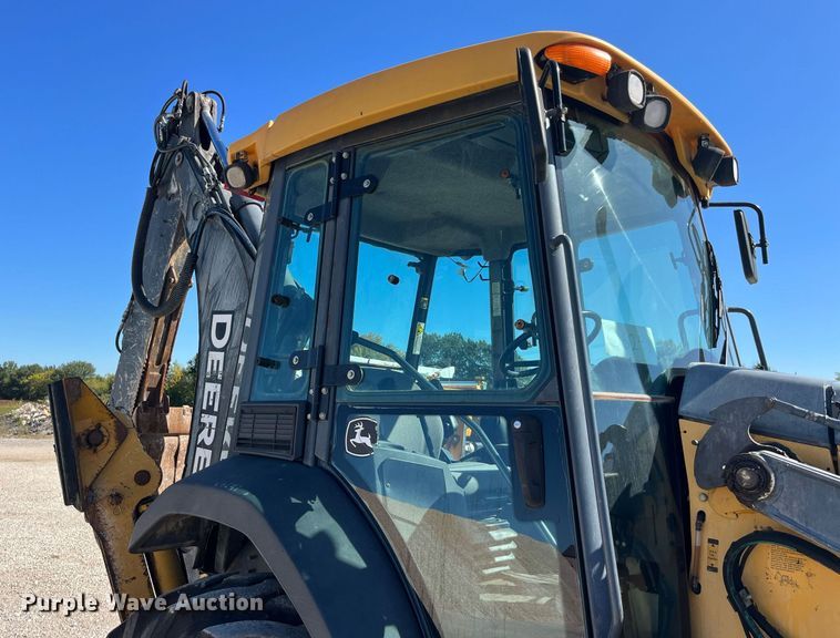 image for item DP2072 2009 John Deere 410J  backhoe