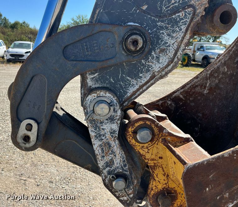 image for item DP2072 2009 John Deere 410J  backhoe