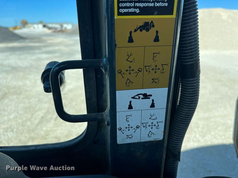 image for item DP2072 2009 John Deere 410J  backhoe