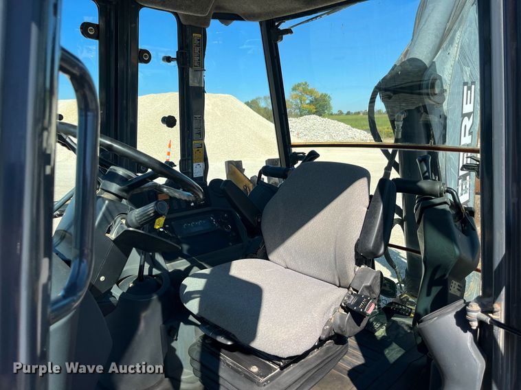 image for item DP2072 2009 John Deere 410J  backhoe