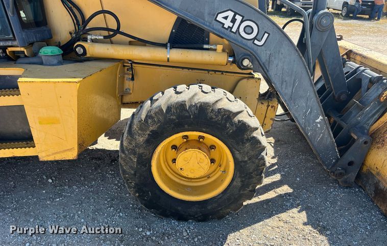 image for item DP2072 2009 John Deere 410J  backhoe
