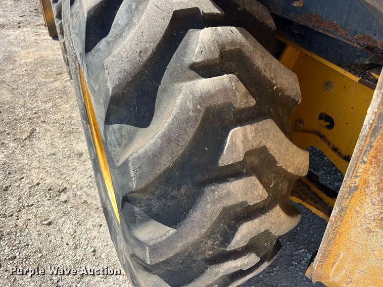 image for item DP2072 2009 John Deere 410J  backhoe