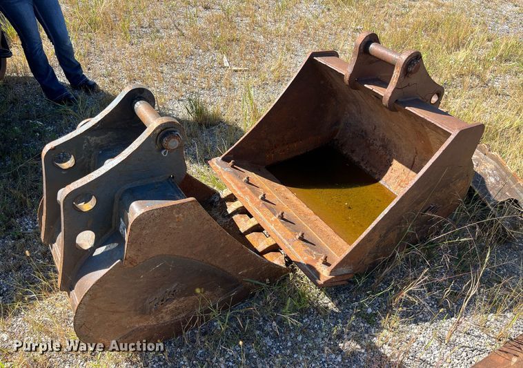 image for item DP2072 2009 John Deere 410J  backhoe