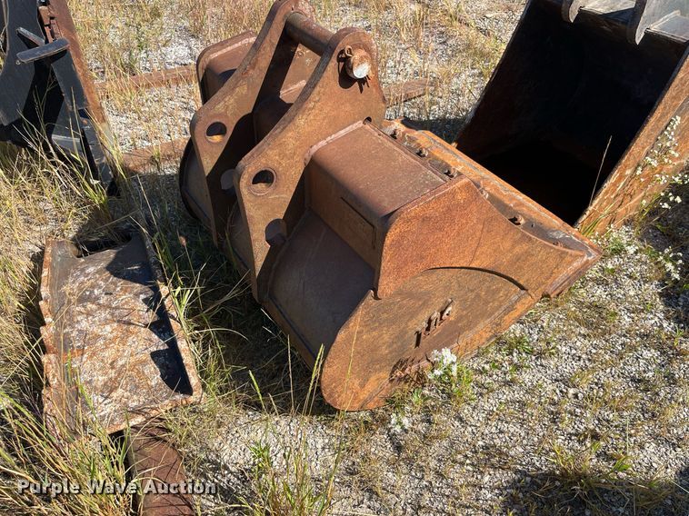 image for item DP2072 2009 John Deere 410J  backhoe