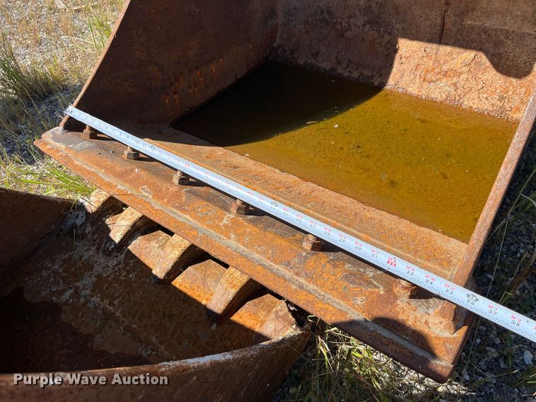 image for item DP2072 2009 John Deere 410J  backhoe