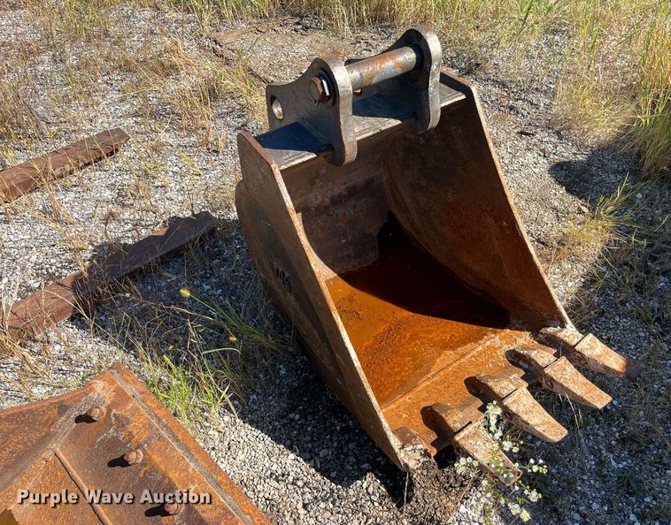 image for item DP2072 2009 John Deere 410J  backhoe