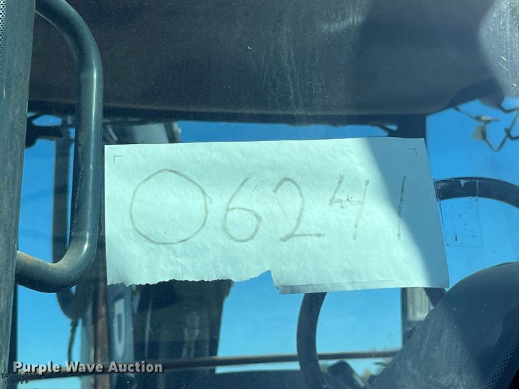 image for item DP2072 2009 John Deere 410J  backhoe